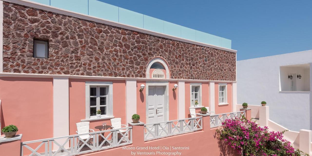 Museo Grand Hotel Oia  Exterior photo
